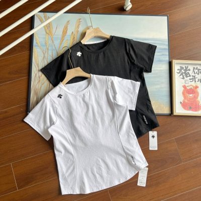 Premium Descente Short Sleeves Green Logo Luxury