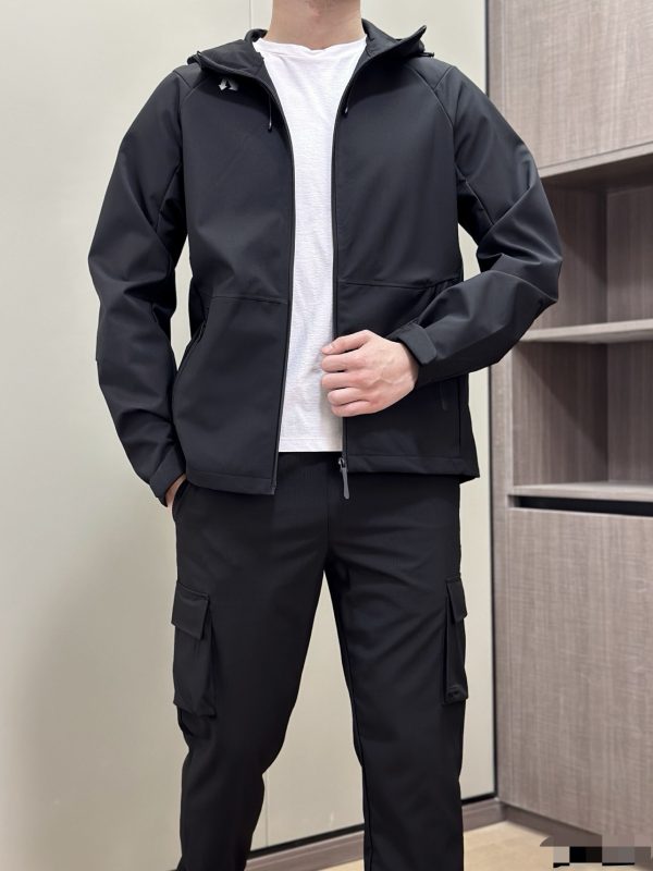 Luxury Descente Jackets Black Luxury