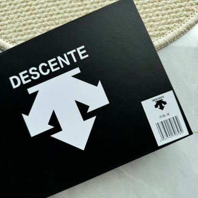 Luxury Descente Short Sleeves Black Sporty Luxury