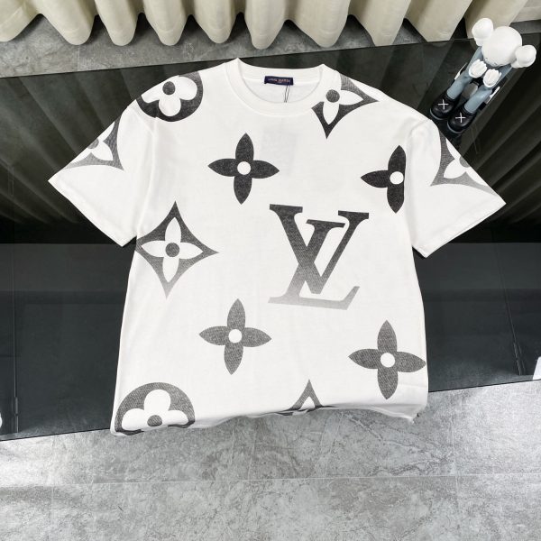 Best Selling Louis Vuitton Short-Sleeved Shirt White Cotton Classic Style