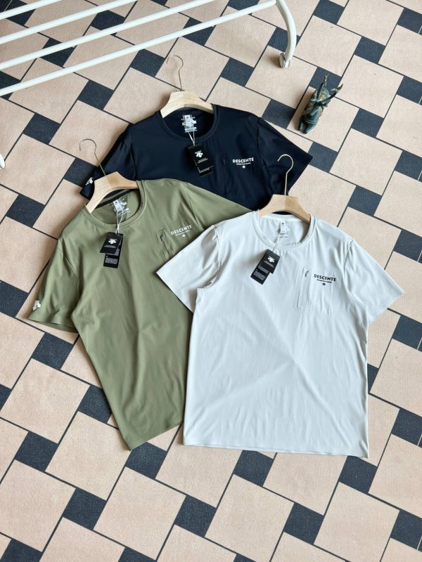 Premium Descente Short Sleeves Black Nylon Classic Luxury