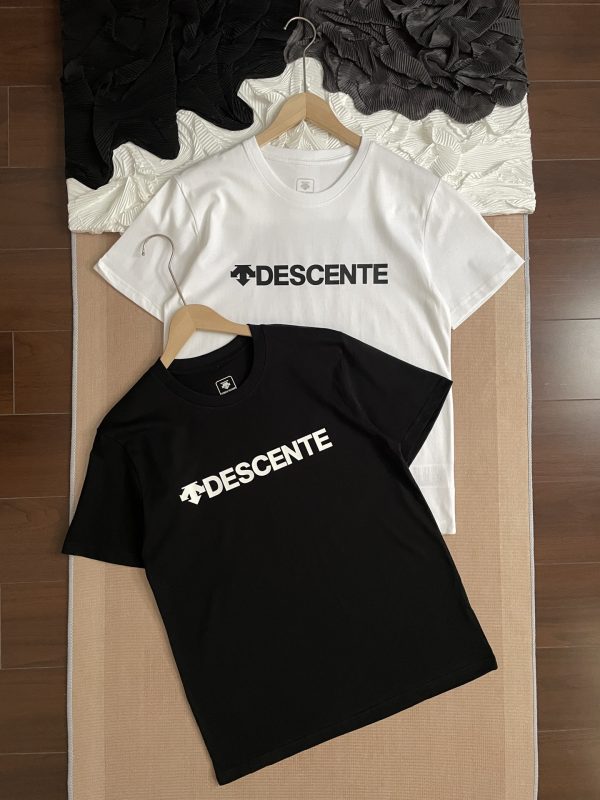 Premium Descente Short Sleeves Black Cotton Logo Style