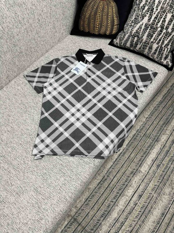Best Selling Burberry Short-Sleeved Plaid Collection
