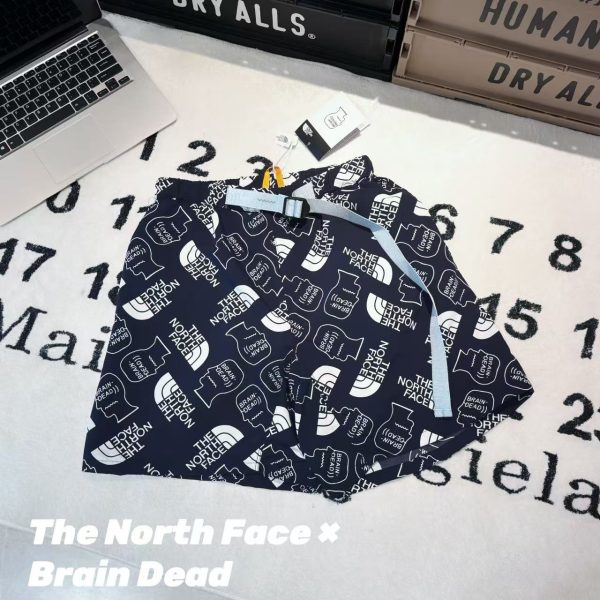 Luxury The North Face Shorts Navy Nylon Style