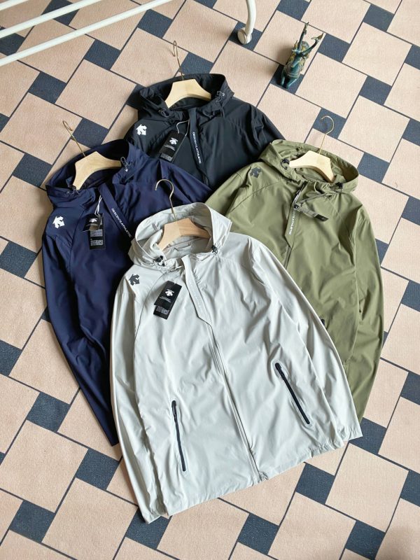 Best Selling Descente Jackets Black Nylon Breathable Collection