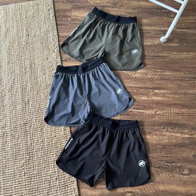 Premium Mammoth Shorts Black Breathable Collection