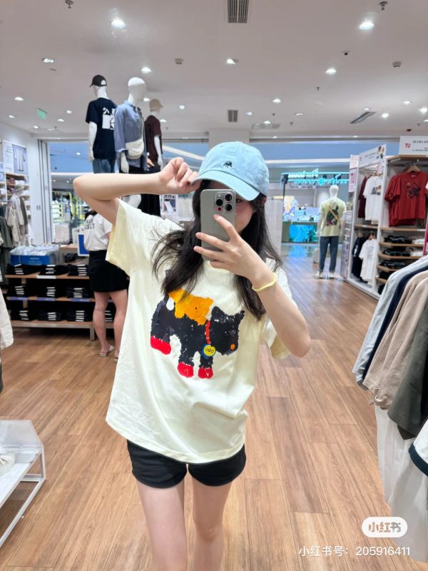 Luxury Gucci Short Sleeves Beige Print Collection