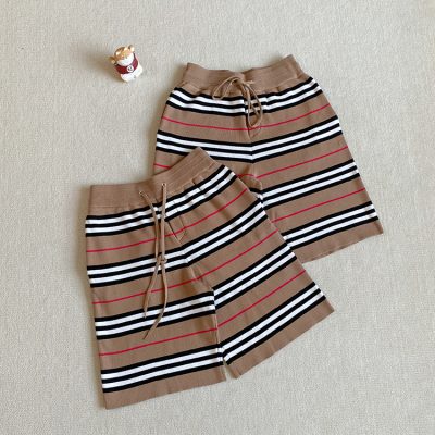 Premium Quality Burberry Shorts Red Wool Classic Luxury