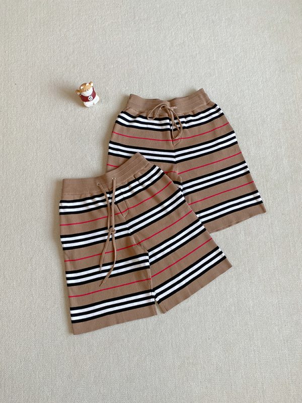 Premium Quality Burberry Shorts Red Wool Classic Luxury
