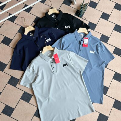 Luxury Helly Hansen Short-Sleeved Black Classic Luxury