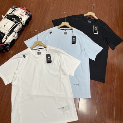 High Quality Descente Short Sleeves Black Breathable Luxury