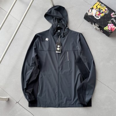 Best Selling Descente Coats Gray Nylon Casual Style