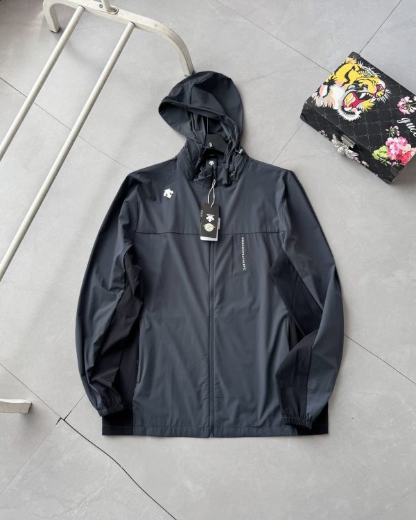 Best Selling Descente Coats Gray Nylon Casual Style