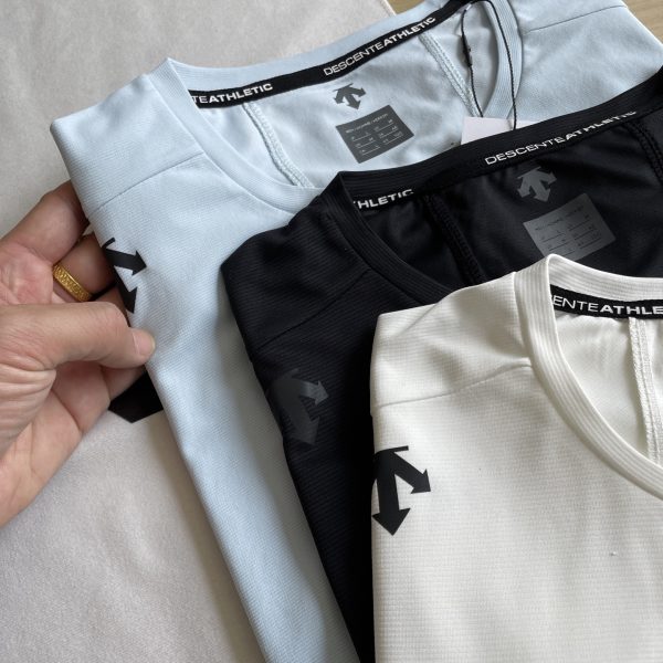 Premium Quality Descente Short Sleeves Black Breathable Luxury