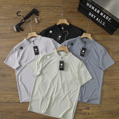 Premium Quality Descente Short-Sleeved Black Sporty Collection