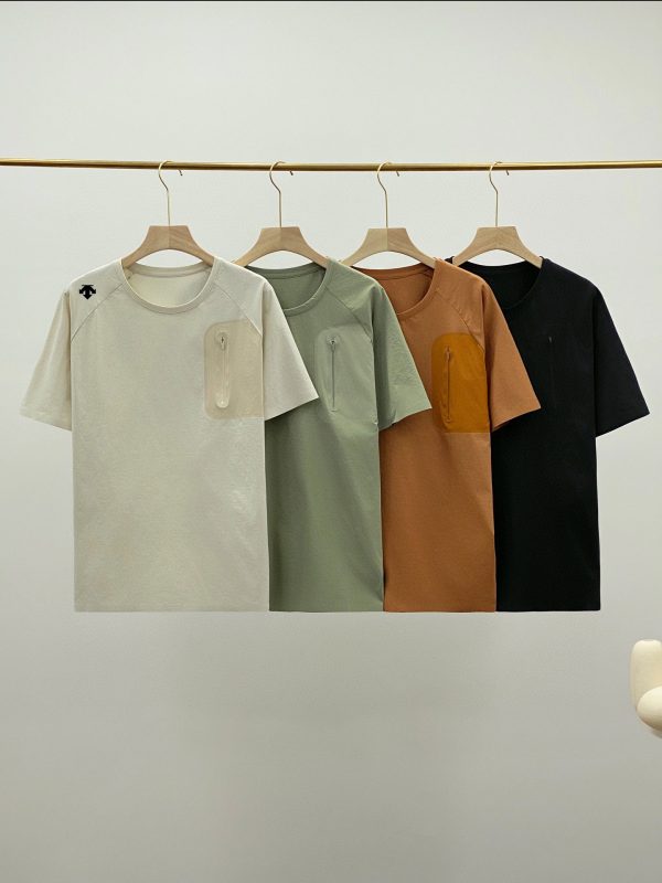 Best Selling Descente Short Sleeves Black Silk Casual Collection