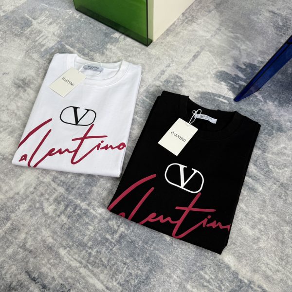 Premium Quality Valentino Short-Sleeved T-Shirt Black Leather Logo Luxury