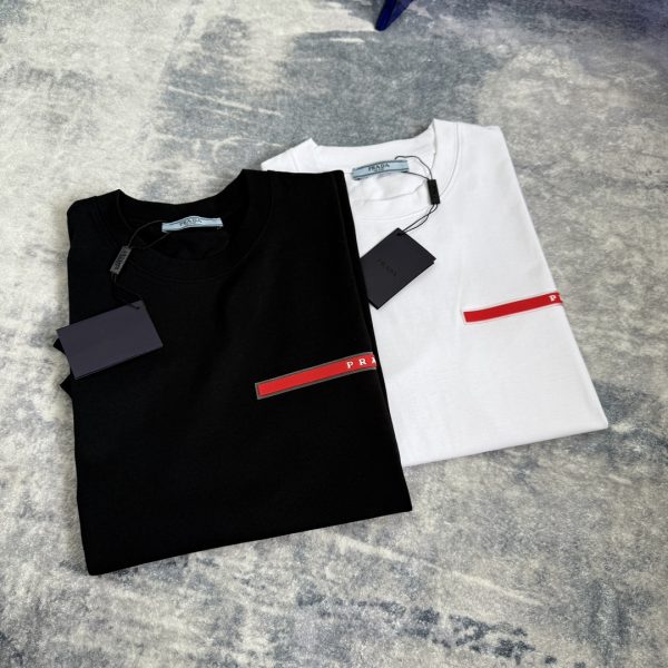 High Quality Prada Short Sleeves Red Casual Luxury