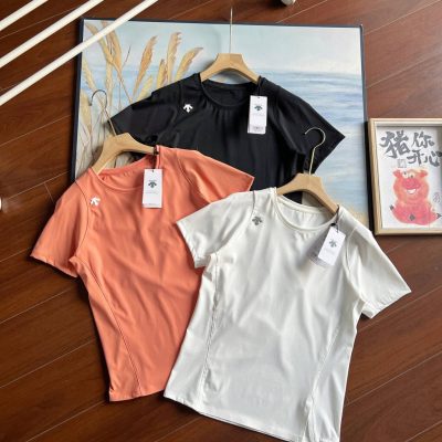 Premium Quality Descente Short Sleeves Black Classic Luxury