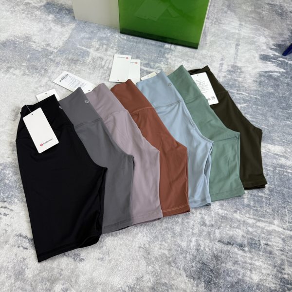 Premium Quality Lululemon Shorts Green Spandex Breathable Luxury