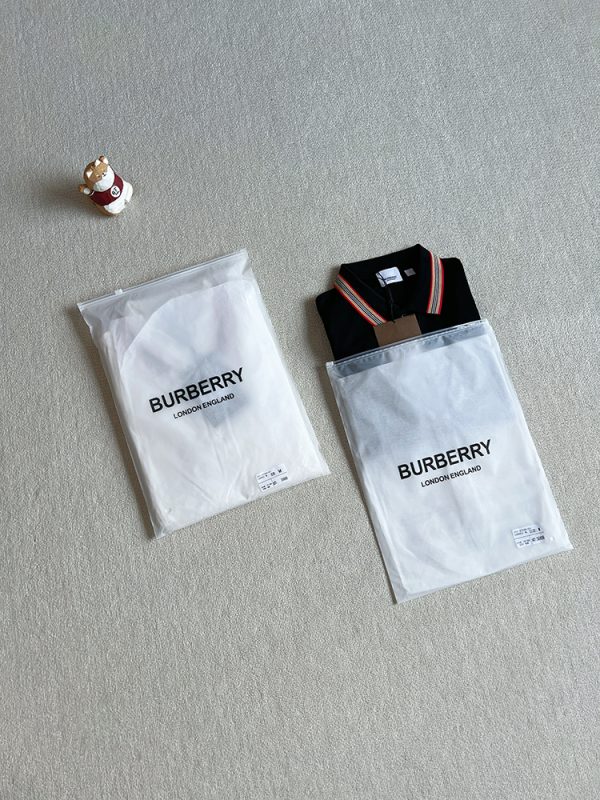 Best Selling Burberry Short-Sleeved White Cotton Classic Style