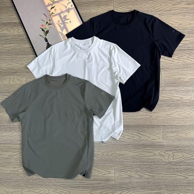 Premium Descente Short Sleeves Black Knit Breathable Style
