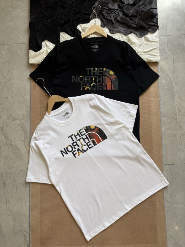 High Quality The North Face Short Sleeves Black Cotton Retro Collection