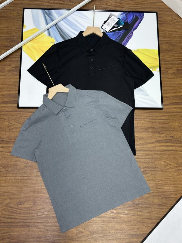 Premium Quality Descente Short-Sleeved Black Cotton Breathable Luxury