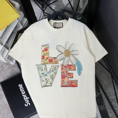 Luxury Gucci Short Sleeves Beige Washed Collection