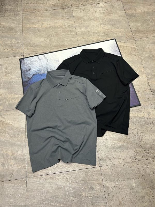 High Quality Descente Short-Sleeved Black Cotton Breathable Style