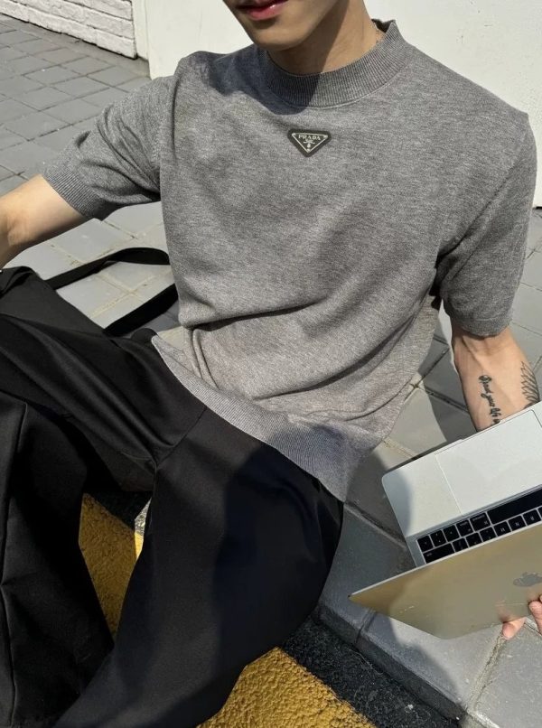High Quality Prada Short Sleeves Grey Cashmere Vintage Collection