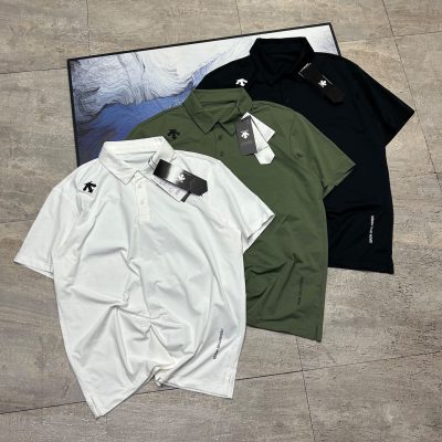 Premium Descente Short-Sleeved Black Logo Luxury