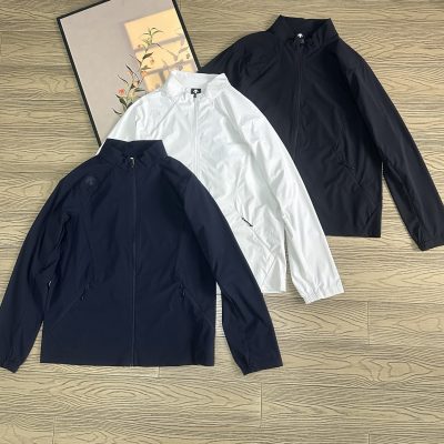 High Quality Descente Coats Black Knit Classic Collection