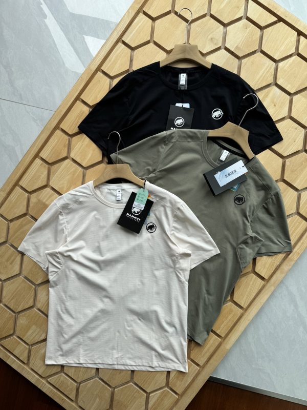 High Quality Mammoth Short Sleeves Black Casual Collection