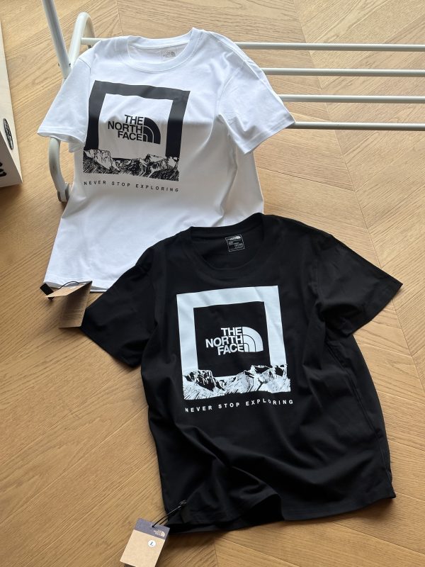Luxury The North Face Short Sleeves Black Cotton Print Collection
