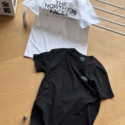 High Quality The North Face Short Sleeves Black Cotton Print Style
