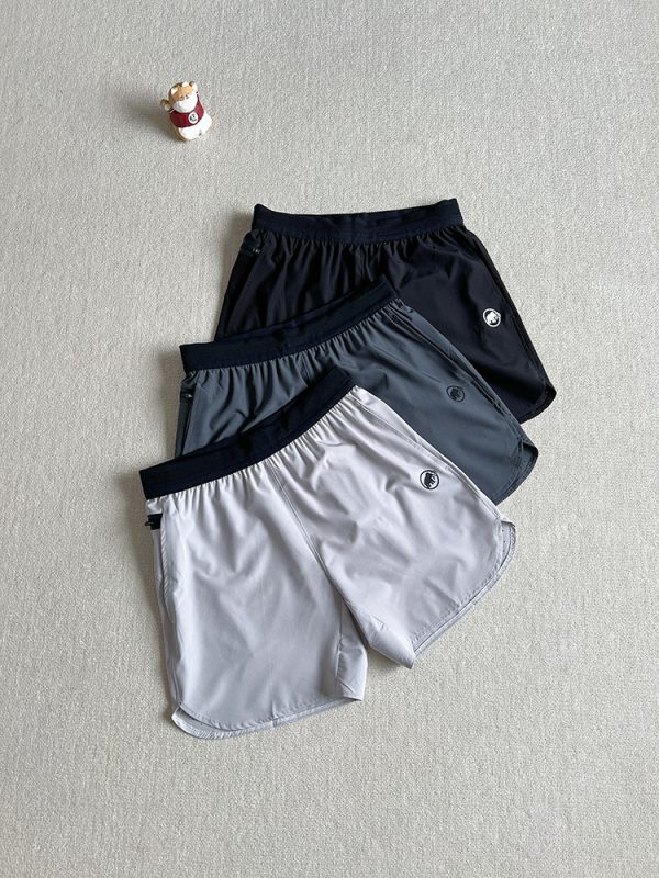 Luxury Mammut Shorts Black Breathable Luxury
