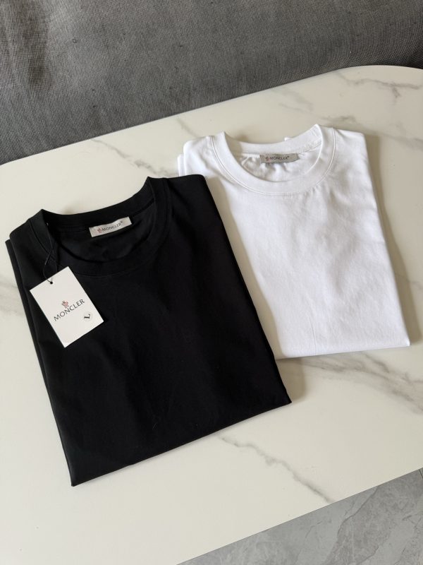 High Quality Moncler Short Sleeves Black Logo Collection