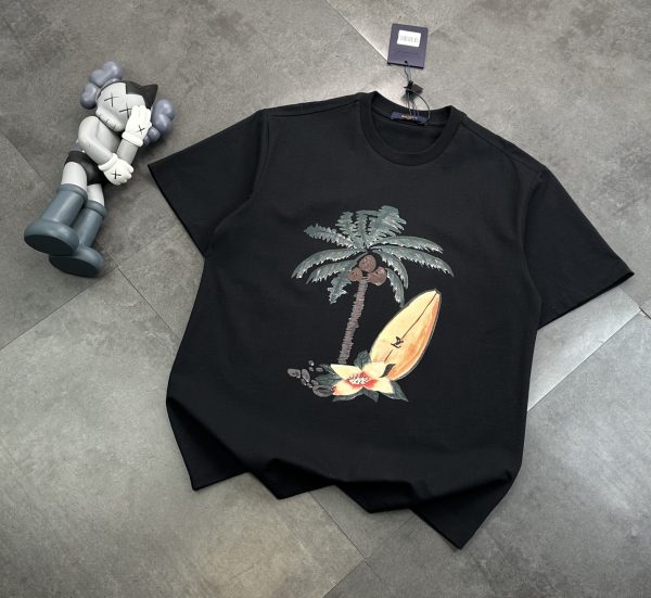 Premium Louis Vuitton Short Sleeves Black Classic Style