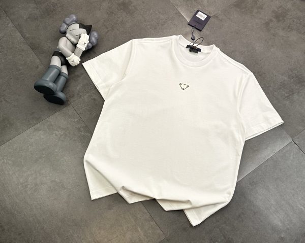 High Quality Louis Vuitton Short Sleeves Black Logo Collection