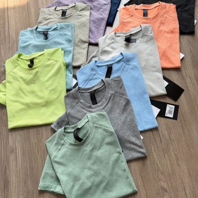 Luxury Lululemon Short Sleeves Solid Luxury