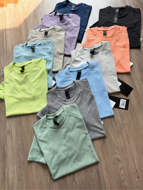 Luxury Lululemon Short Sleeves Solid Luxury