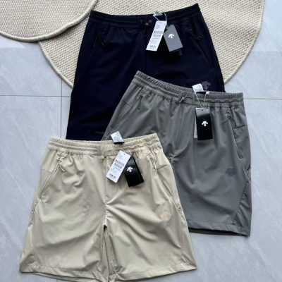 Luxury Descente Shorts Gray Logo Collection