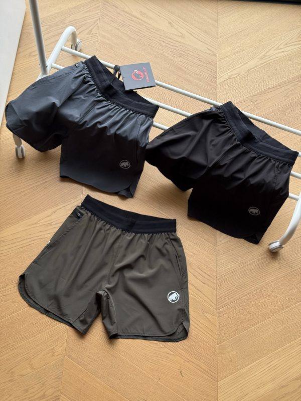 Luxury Mammut Shorts Black Luxury
