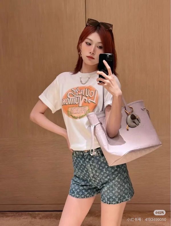 Premium Quality Louis Vuitton Short-Sleeved Shirt Blue Cotton Solid Style