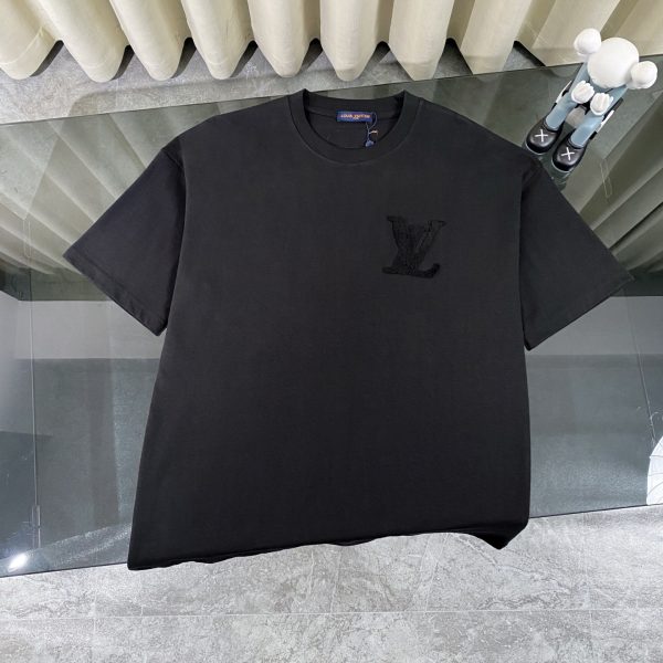 Premium Louis Vuitton Short-Sleeved Shirt Black Cotton Classic Style