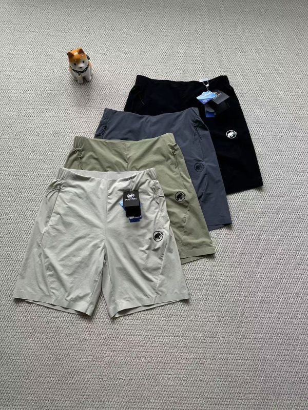 Premium Mammut Shorts Black Breathable Luxury