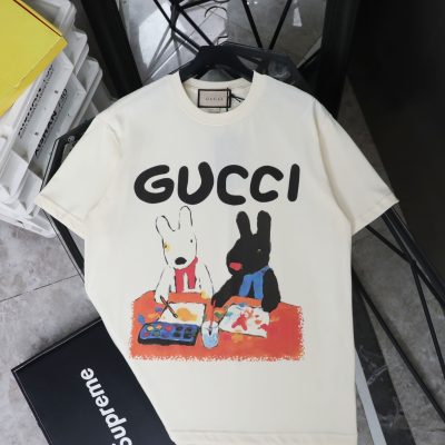 Premium Gucci Short Sleeves Beige Print Luxury
