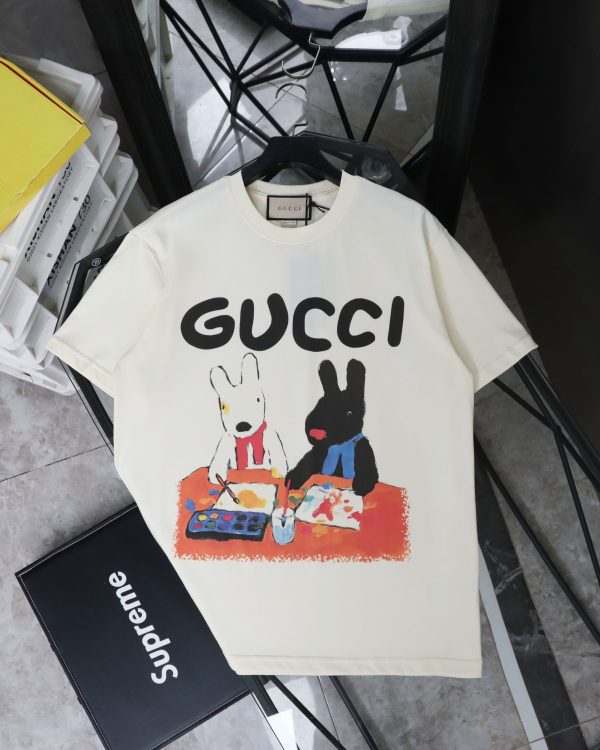 Premium Gucci Short Sleeves Beige Print Luxury