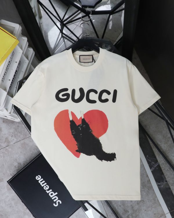 Luxury Gucci Short Sleeves Beige Print Collection